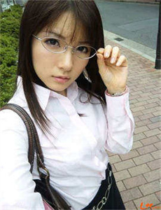 欧一欧二欧三乱码,甜美风格的女生头像